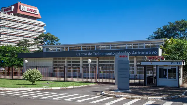 Treinamento Automotivo; centro de treinamento; treinamento Bosch; treinamento em sistemas automotivos 