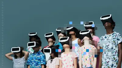 Um grupo de crianças usando óculos de realidade virtual olha para cima. Partes da imagem são sobrepostas com blocos de pixels coloridos.