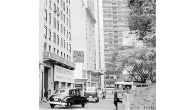 1954: escritório Praça da República